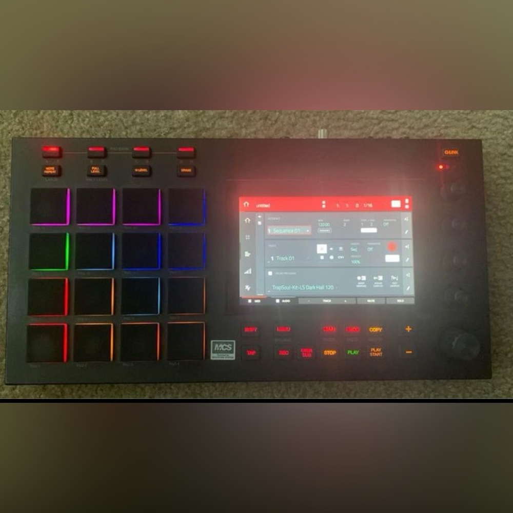 Akai MPC Live Standalone